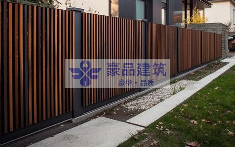 工地圍擋鐵皮多大臺上與臺下？