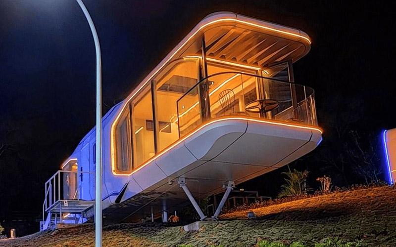 52300100.jpg TTT.jpg